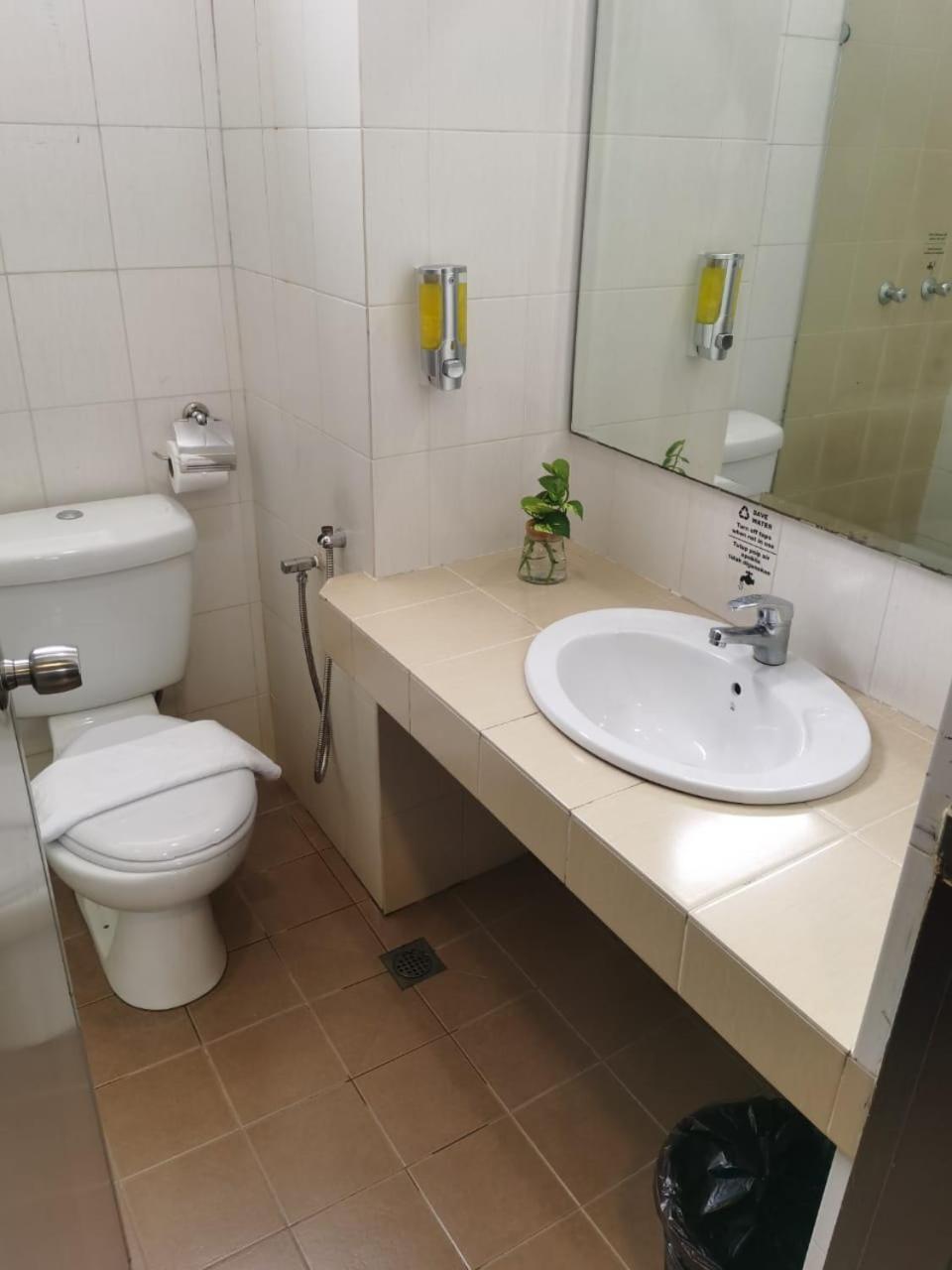 Lovita Hotel كوانتان المظهر الخارجي الصورة